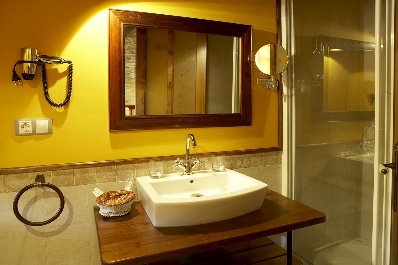 Hotel Rural Casona Trabadelo 베갈데오 외부 사진