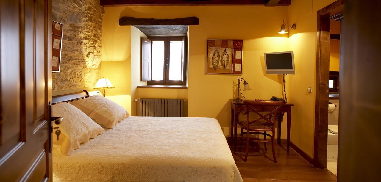 Hotel Rural Casona Trabadelo 베갈데오 외부 사진