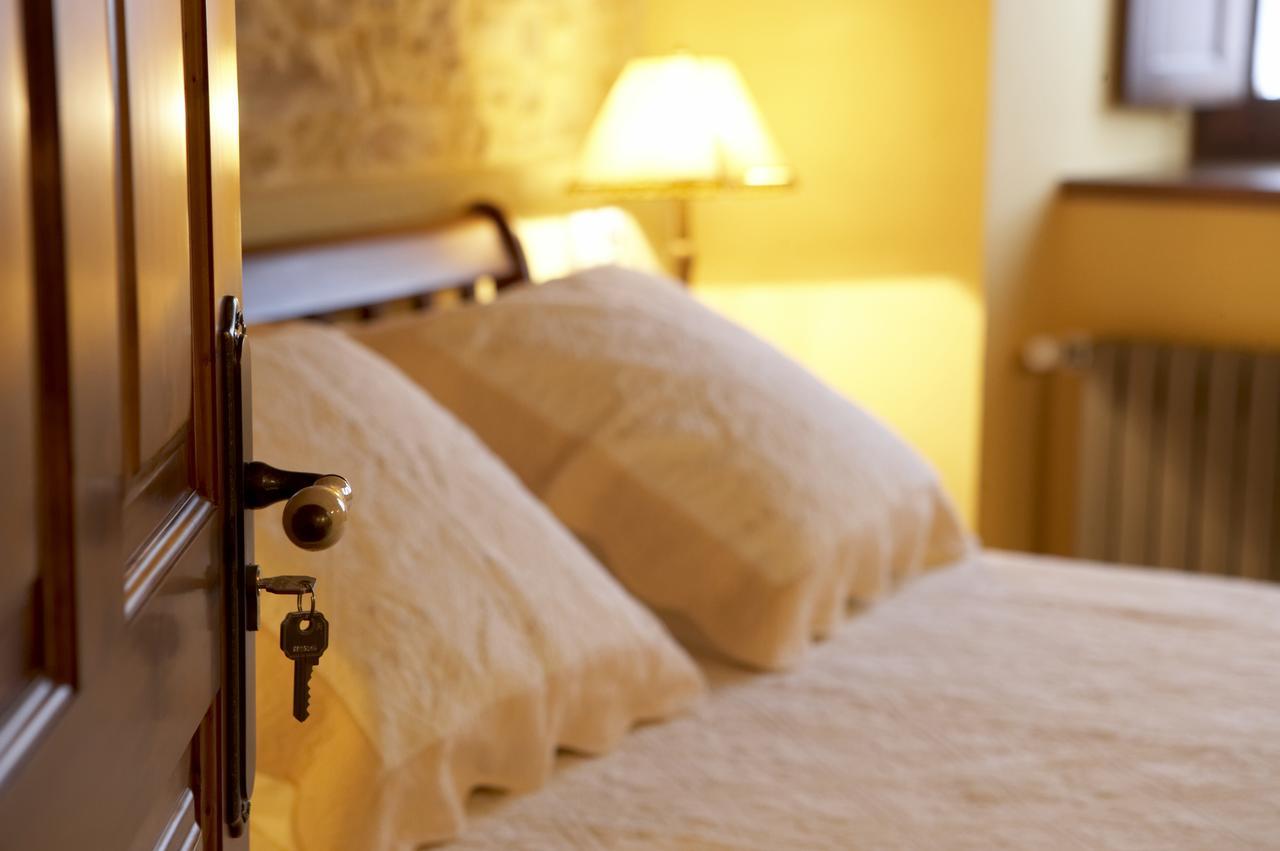 Hotel Rural Casona Trabadelo 베갈데오 외부 사진