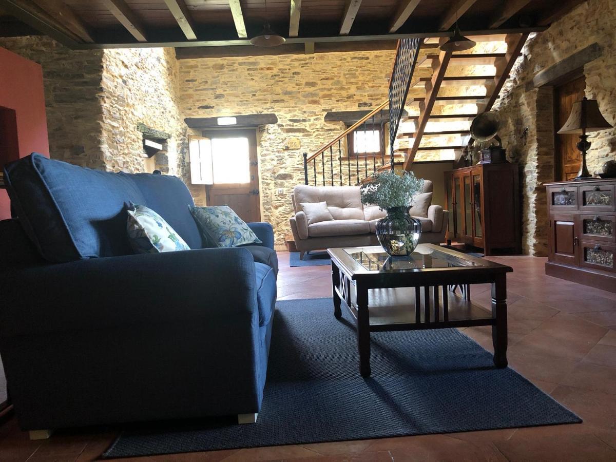 Hotel Rural Casona Trabadelo 베갈데오 외부 사진